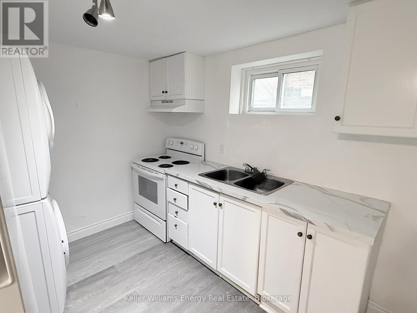 Lower - 273 Wilson Road S, Oshawa, Ontario  L1H 6C4 - Photo 4 - E13733726