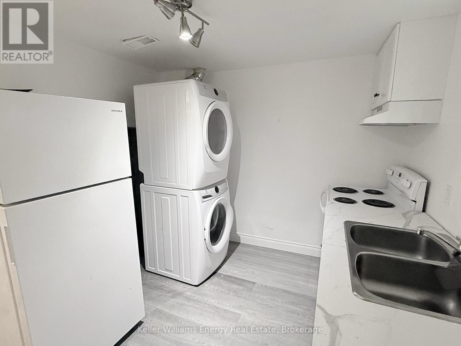 Lower - 273 Wilson Road S, Oshawa, Ontario  L1H 6C4 - Photo 5 - E13733726