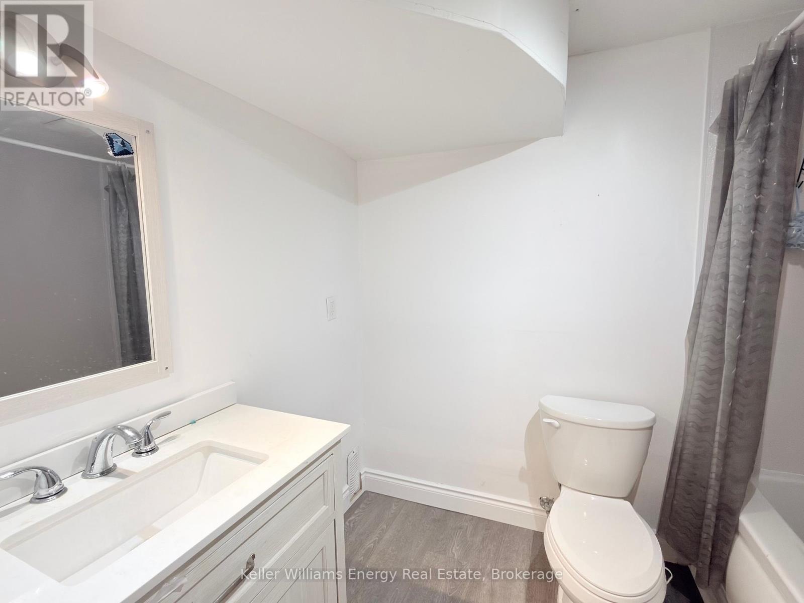 Lower - 273 Wilson Road S, Oshawa, Ontario  L1H 6C4 - Photo 8 - E13733726