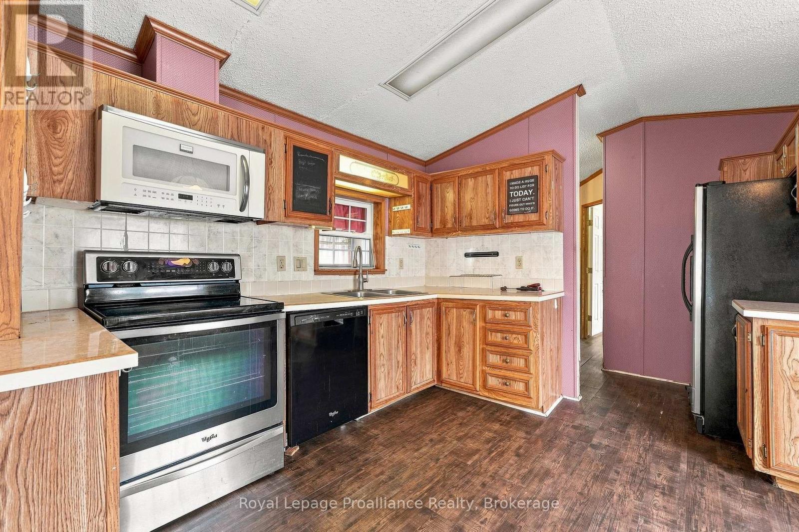 22 - 311 Dundas St E Rear Street, Quinte West, Ontario  K8V 1M1 - Photo 11 - X13733696