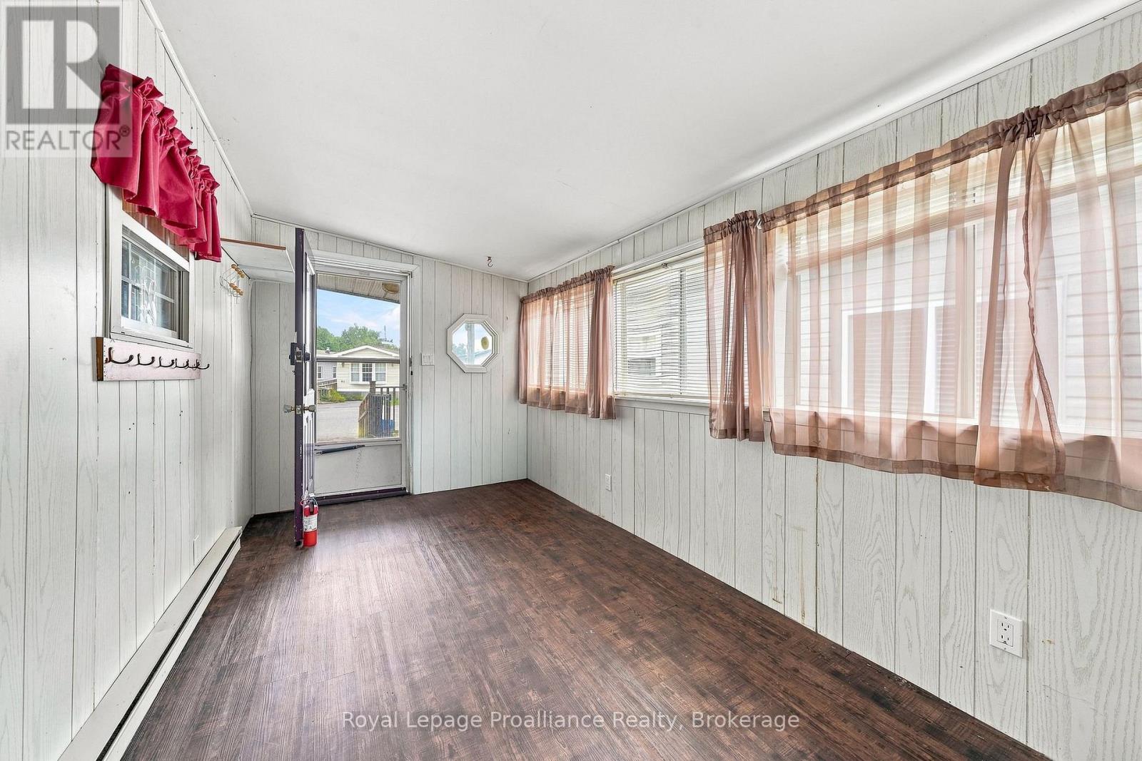 22 - 311 Dundas St E Rear Street, Quinte West, Ontario  K8V 1M1 - Photo 5 - X13733696