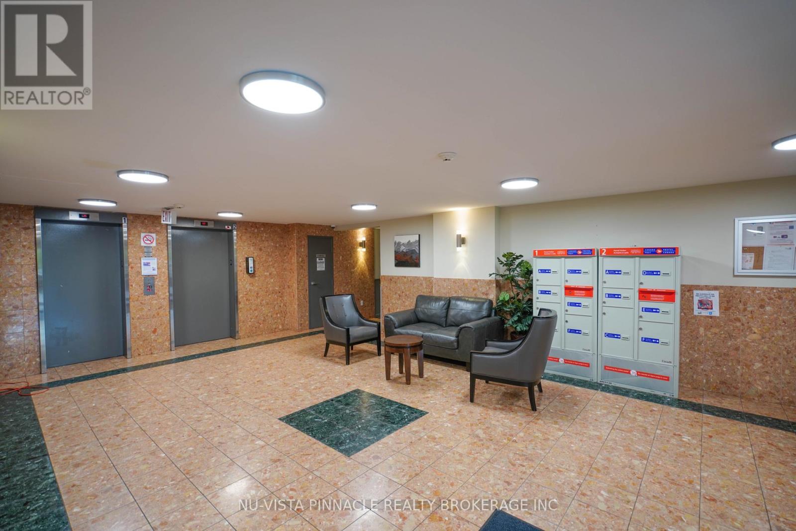 406 - 30 Chapman Court, London North, Ontario  N6G 4Y4 - Photo 3 - X13733738