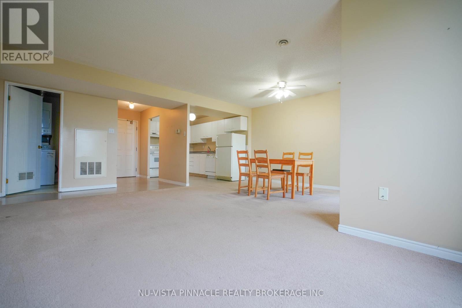 406 - 30 Chapman Court, London North, Ontario  N6G 4Y4 - Photo 5 - X13733738