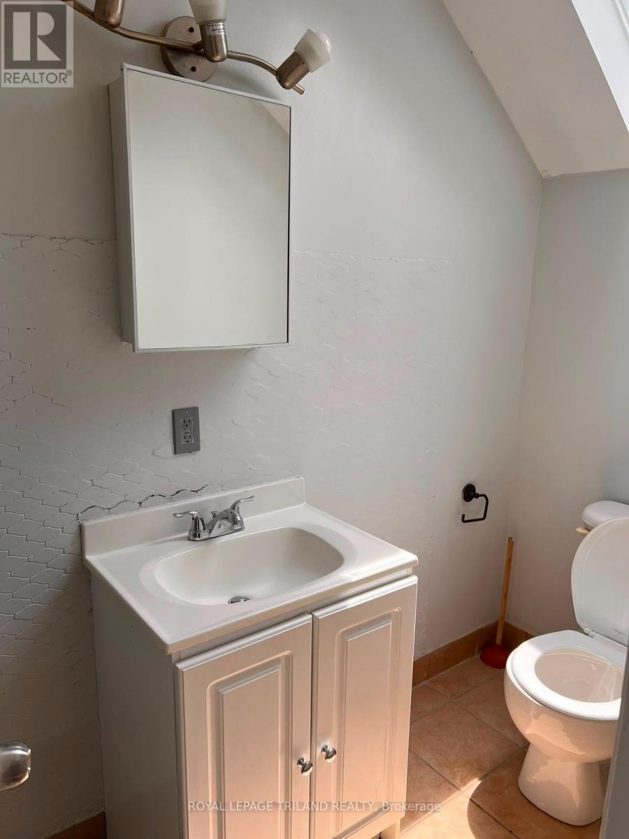 2 - 31 Orchard Street, London South, Ontario N6J 2R4 - Photo 3 - X13733844