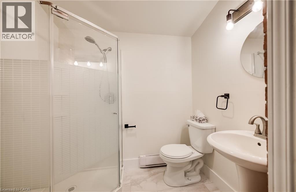 156 Glasgow Street, Kitchener, Ontario  N2G 2G9 - Photo 15 - 40859797