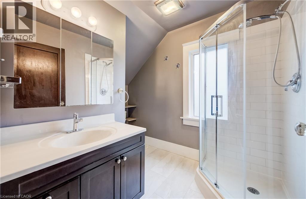 156 Glasgow Street, Kitchener, Ontario  N2G 2G9 - Photo 16 - 40859797