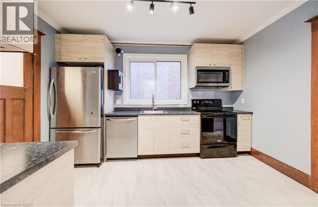 156 Glasgow Street, Kitchener, Ontario  N2G 2G9 - Photo 10 - 40859797