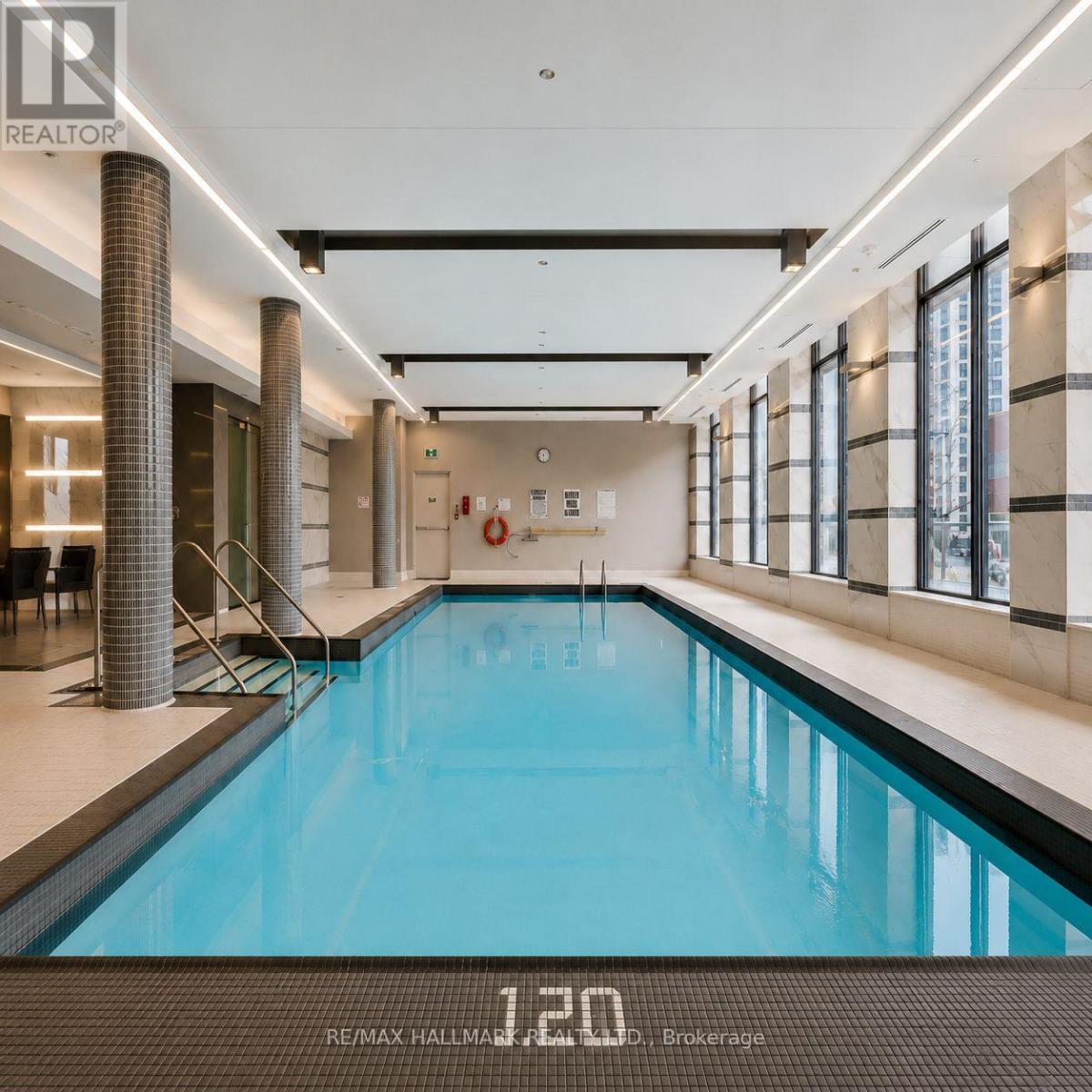 32 Forest Manor Road, Toronto, Ontario  M2J 0H2 - Photo 21 - C13733616