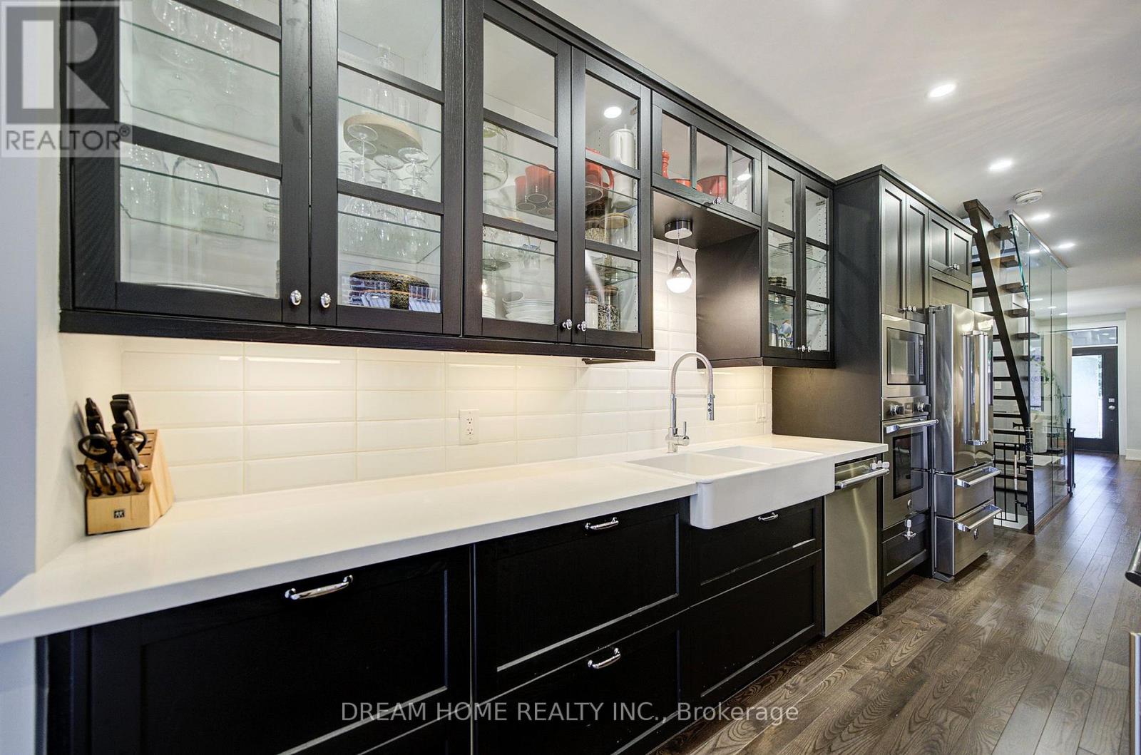 737 Shaw Street, Toronto, Ontario  M6G 3L8 - Photo 13 - C13733634