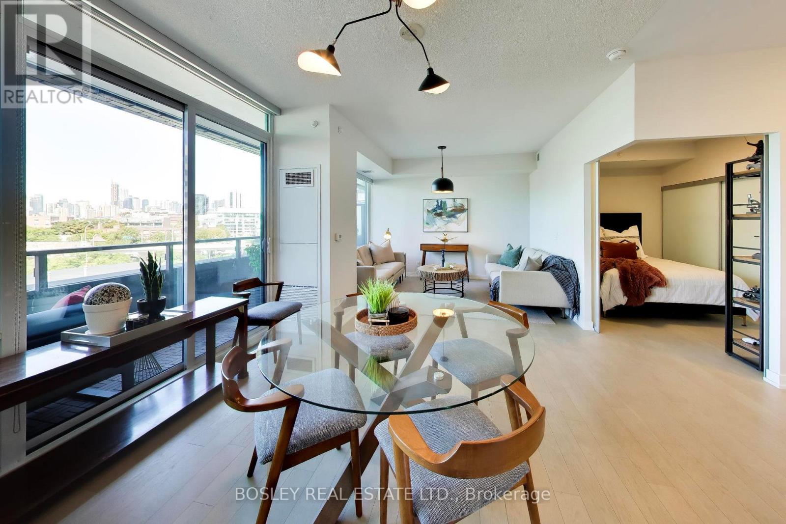 N 519 - 120 Bayview Avenue, Toronto, Ontario  M5A 0G4 - Photo 11 - C13733736