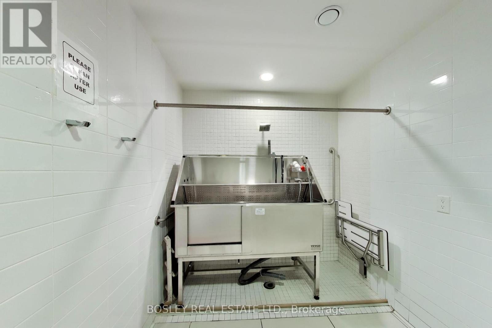 N 519 - 120 Bayview Avenue, Toronto, Ontario  M5A 0G4 - Photo 34 - C13733736