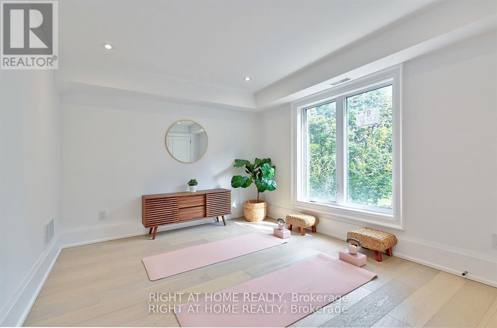 27 Hurlingham Crescent, Toronto, Ontario  M3B 2P9 - Photo 18 - C13733752