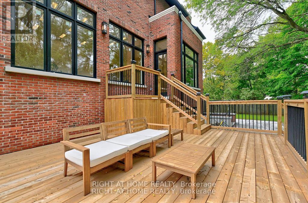 27 Hurlingham Crescent, Toronto, Ontario  M3B 2P9 - Photo 47 - C13733752