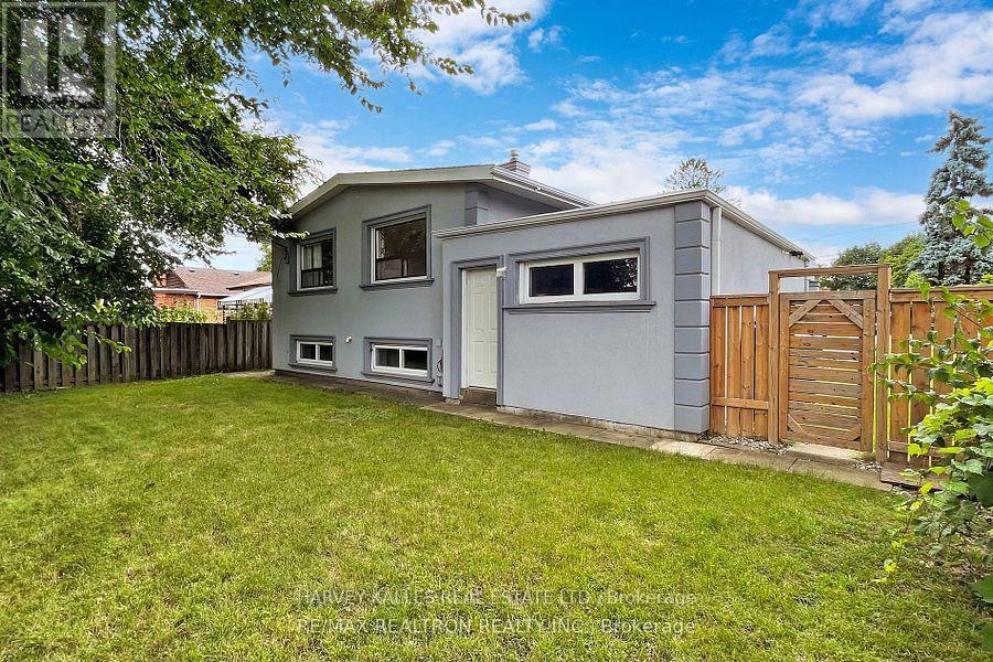 Lower - 142 Combe Avenue, Toronto, Ontario  M3H 4K1 - Photo 14 - C13733816