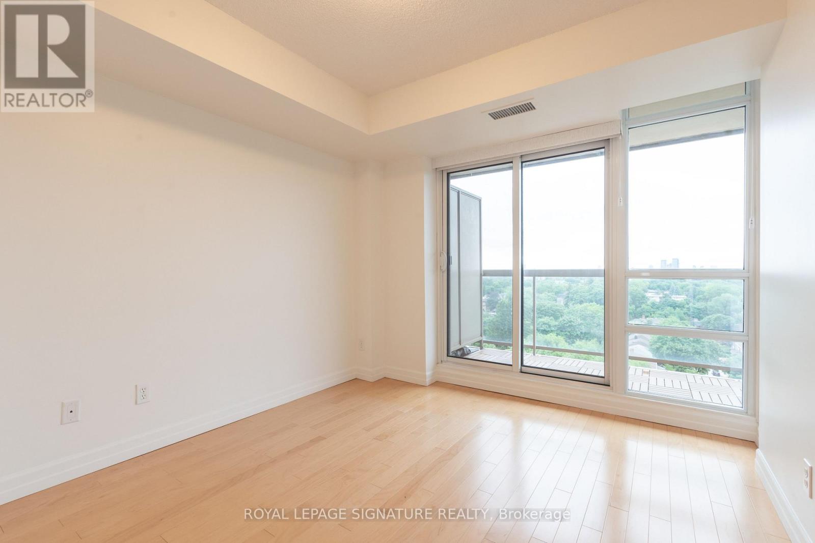 1208 - 900 Mount Pleasant Road, Toronto, Ontario  M4P 3J9 - Photo 7 - C13733848