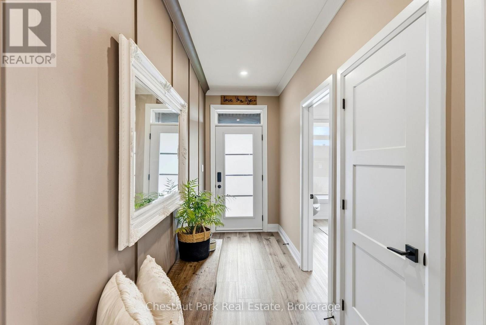 53 Jack Street, Huntsville, Ontario  P1H 0G4 - Photo 3 - X13733790