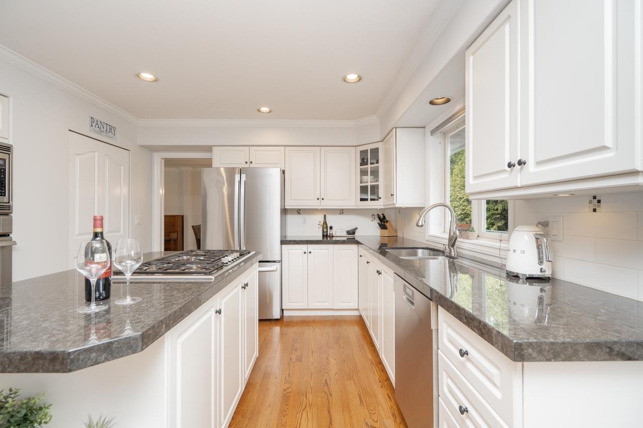 5906 190a Street, Surrey, British Columbia  V3S 7W5 - Photo 14 - R3159583