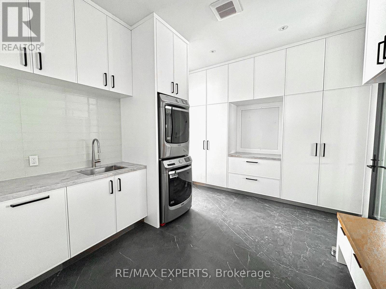 130 Dale Crescent, Bradford West Gwillimbury, Ontario  L0L 1L0 - Photo 16 - N13733604