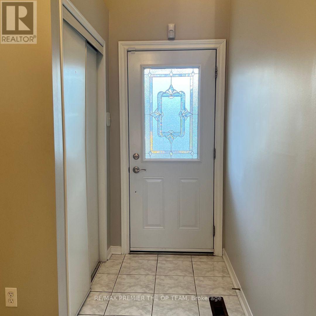 94 Kelso Crescent, Vaughan, Ontario  L6A 2K6 - Photo 3 - N13733622