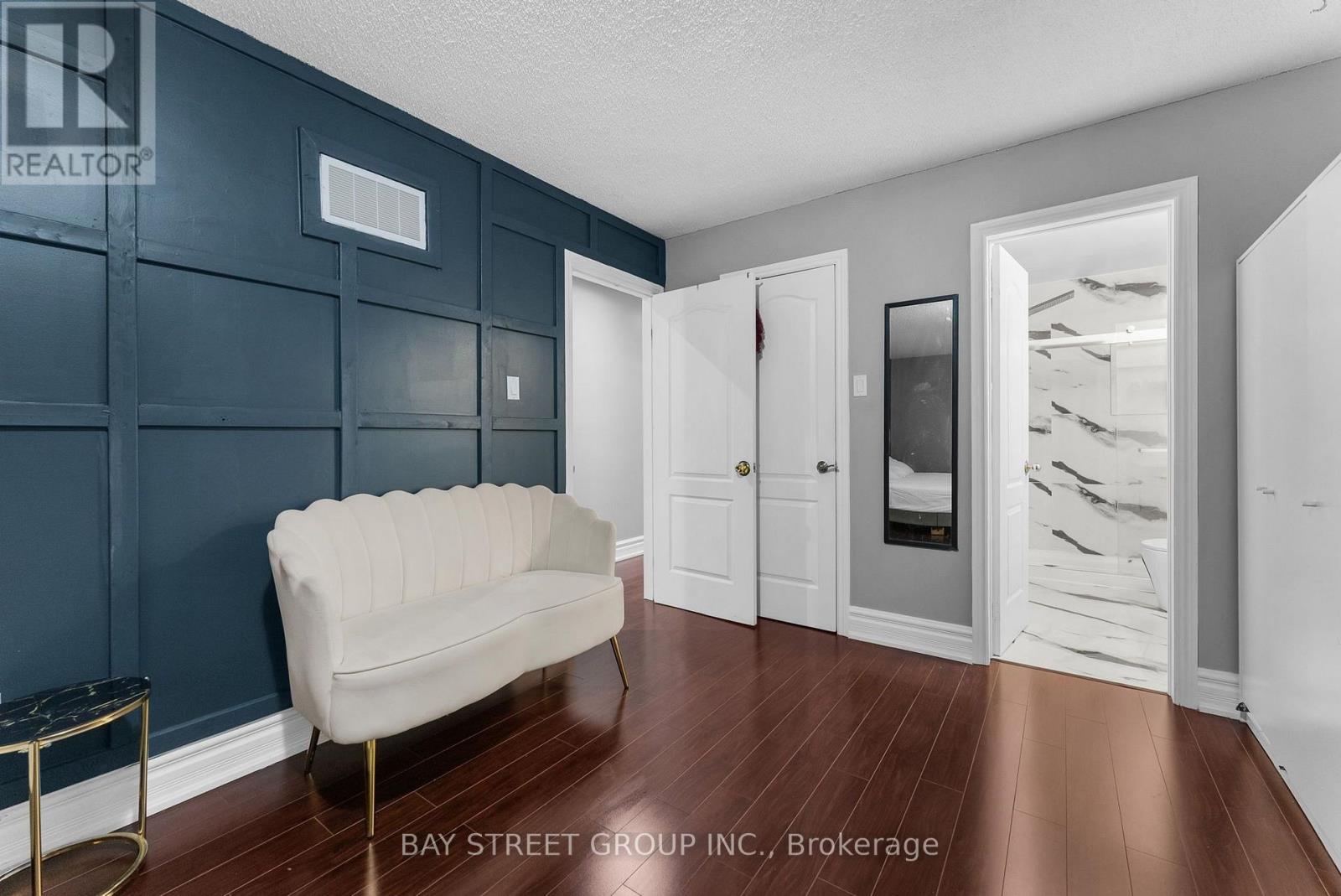 34 Lamp Crescent, Vaughan, Ontario  L4L 6J9 - Photo 18 - N13733700