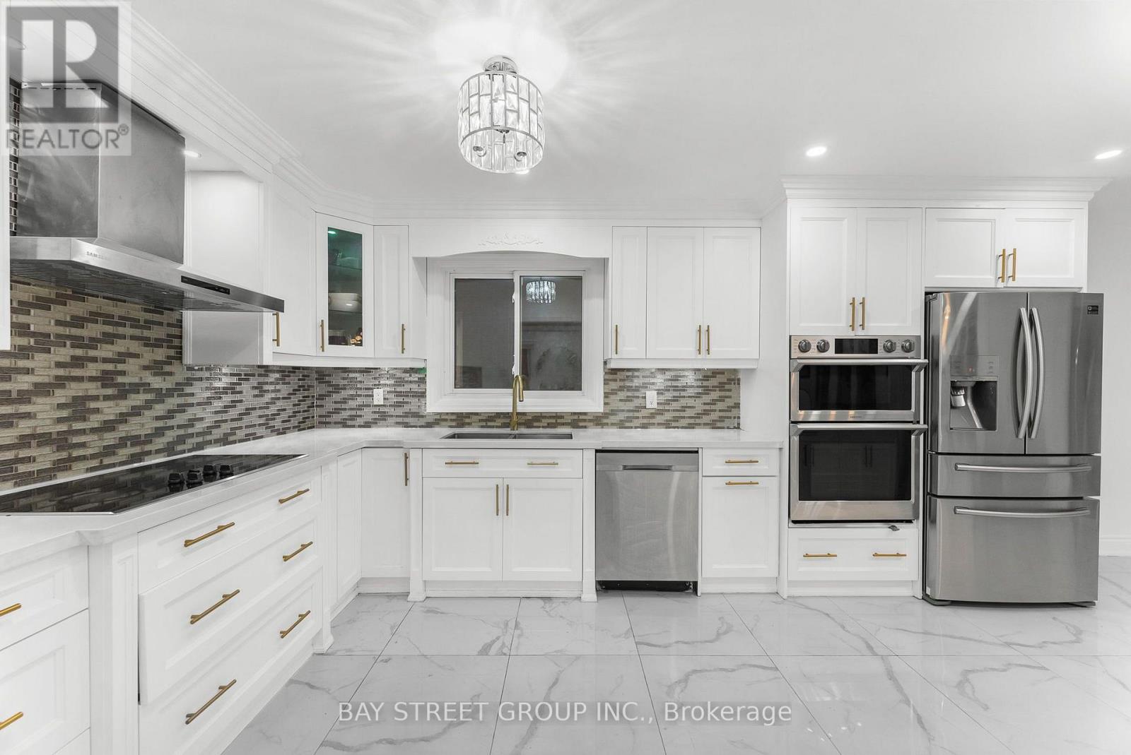 34 Lamp Crescent, Vaughan, Ontario  L4L 6J9 - Photo 33 - N13733700