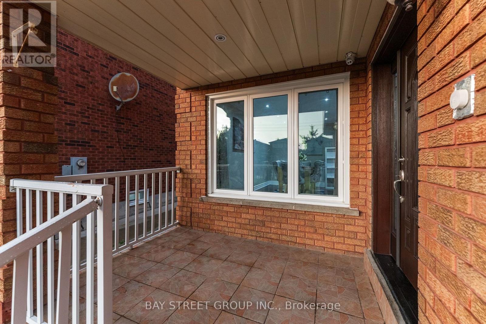 34 Lamp Crescent, Vaughan, Ontario  L4L 6J9 - Photo 40 - N13733700