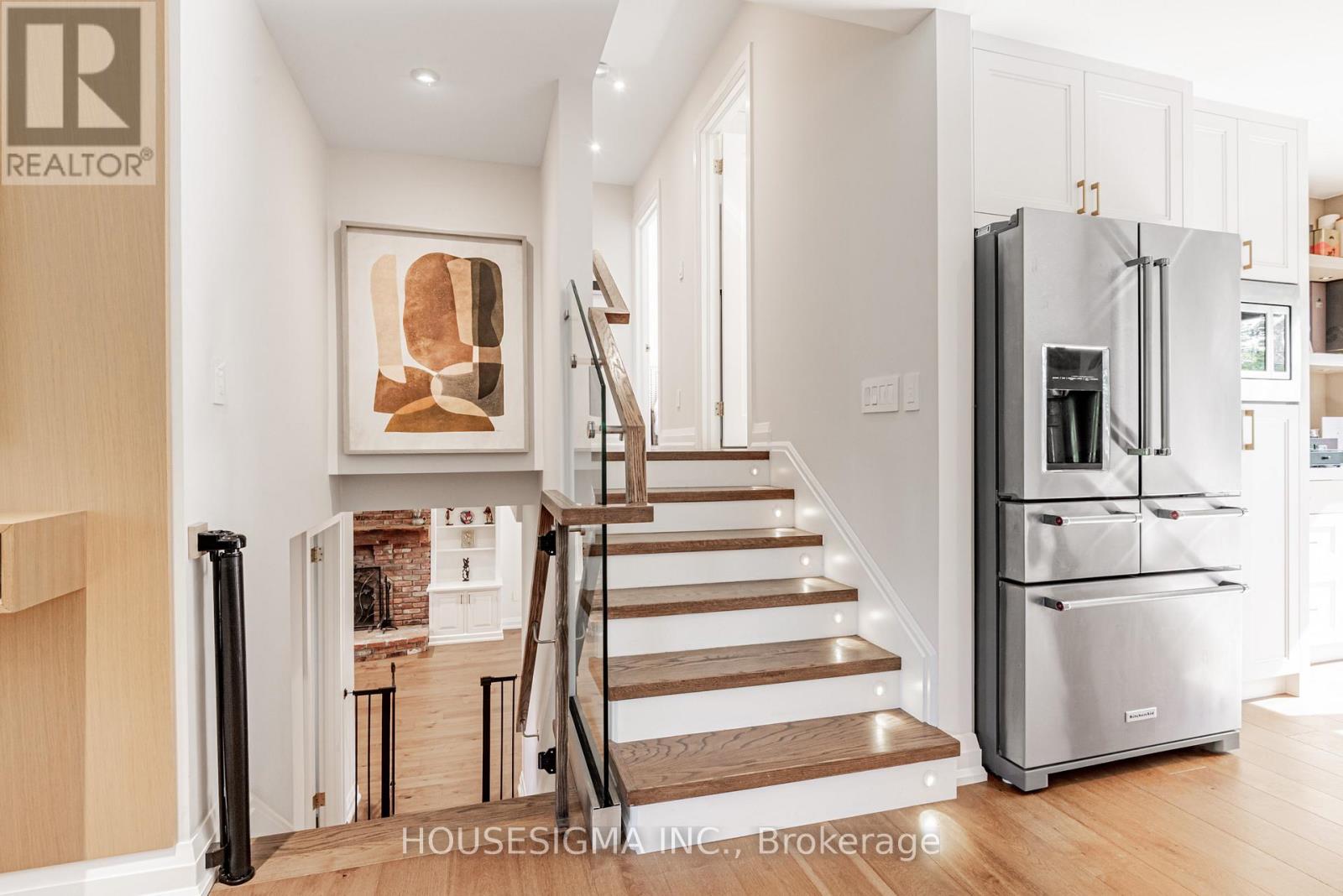 14639 Leslie Street, Aurora, Ontario  L4G 7C6 - Photo 5 - N13733750