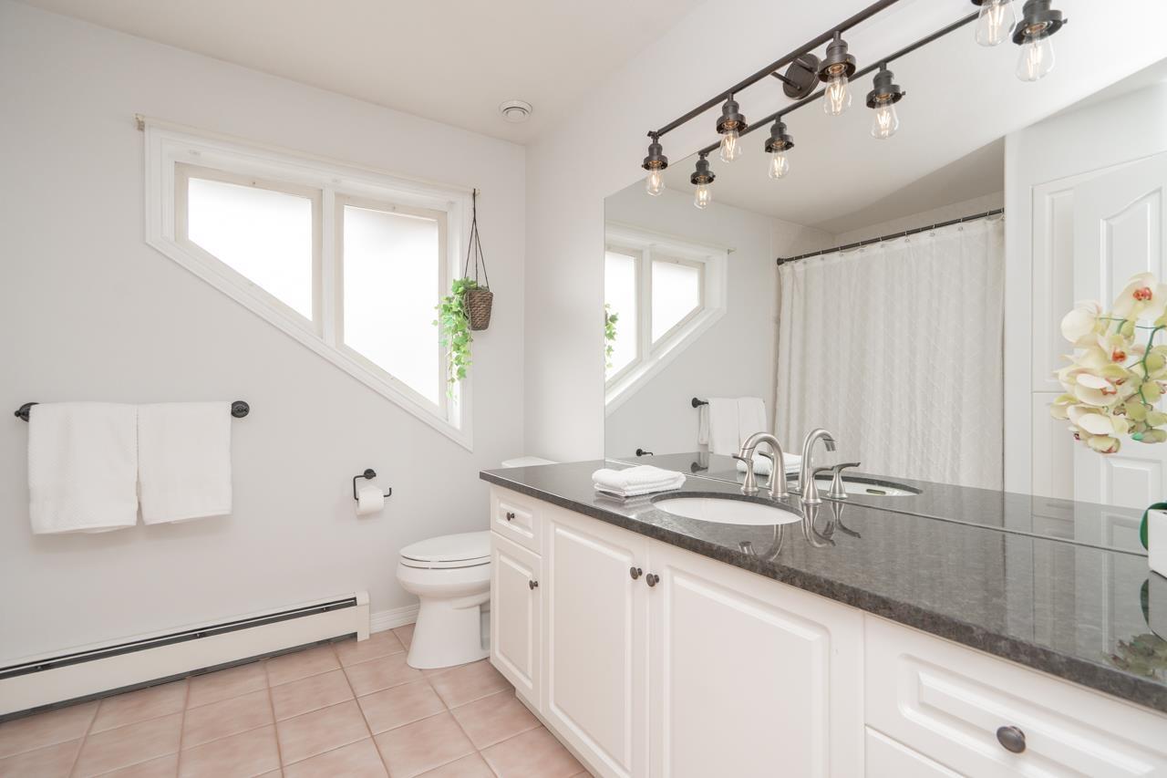 5906 190a Street, Surrey, British Columbia  V3S 7W5 - Photo 32 - R3159583