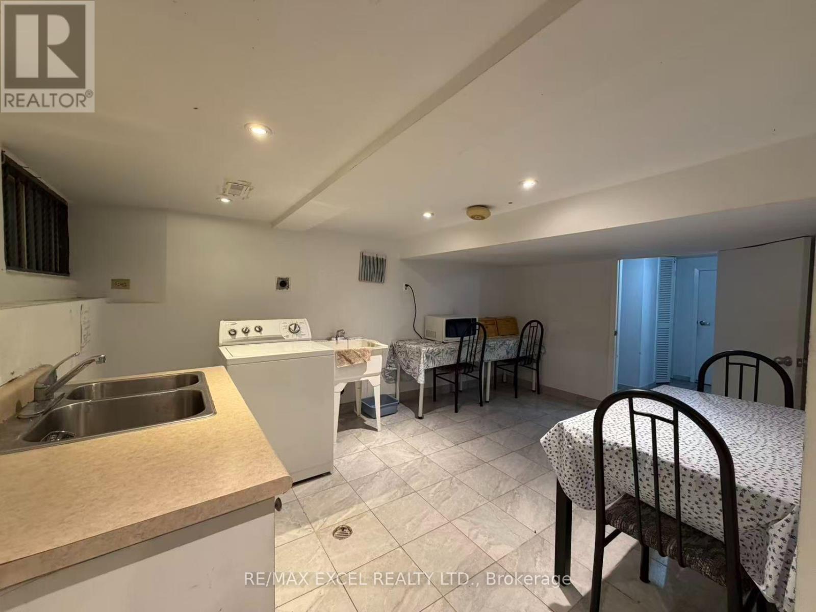 Bsmt - 56 Leafield Drive, Toronto, Ontario  M1W 2T2 - Photo 6 - E13724516