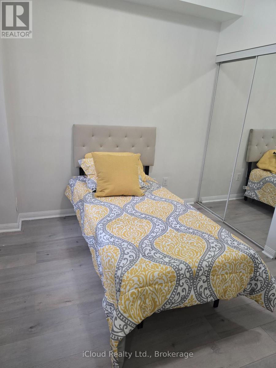 111 - 2891 Rio Court, Mississauga, Ontario  L5M 0S3 - Photo 2 - W13733780