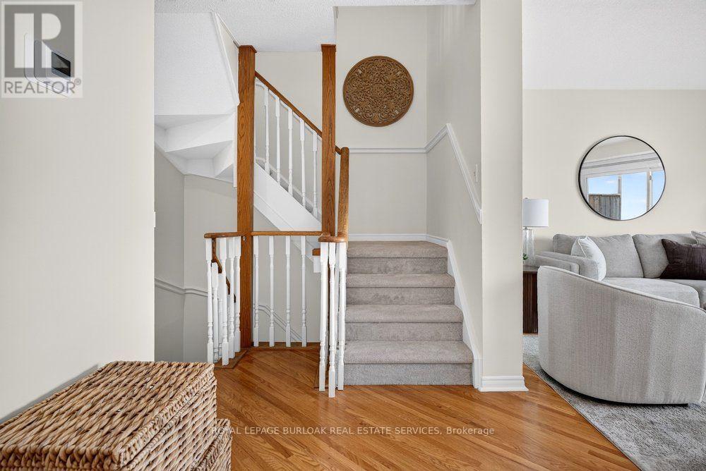 4 - 2136 Old Lakeshore Road, Burlington, Ontario  L7R 1A3 - Photo 15 - W13733800