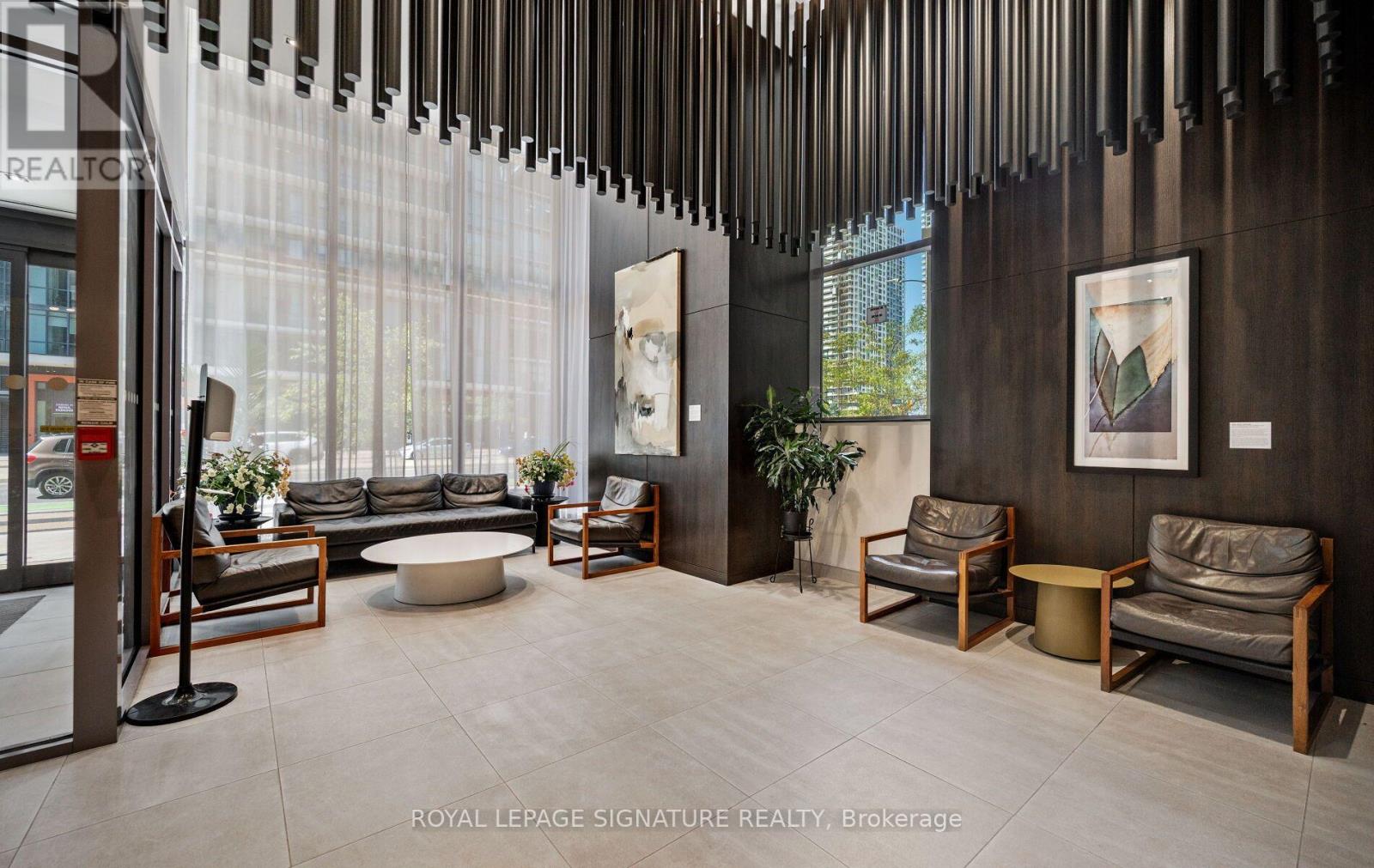 3512 - 4065 CONFEDERATION PARKWAY, Mississauga, Ontario