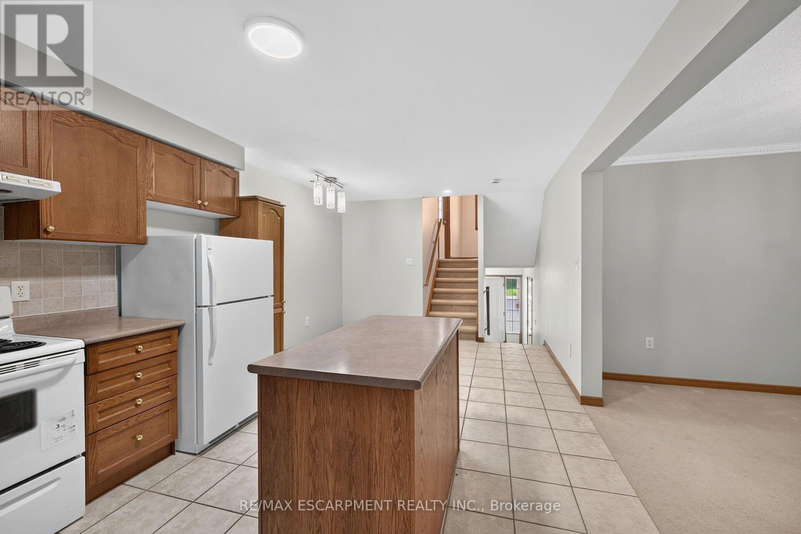 33 Brantdale Avenue, Hamilton, Ontario  L9C 1B6 - Photo 13 - X13733652