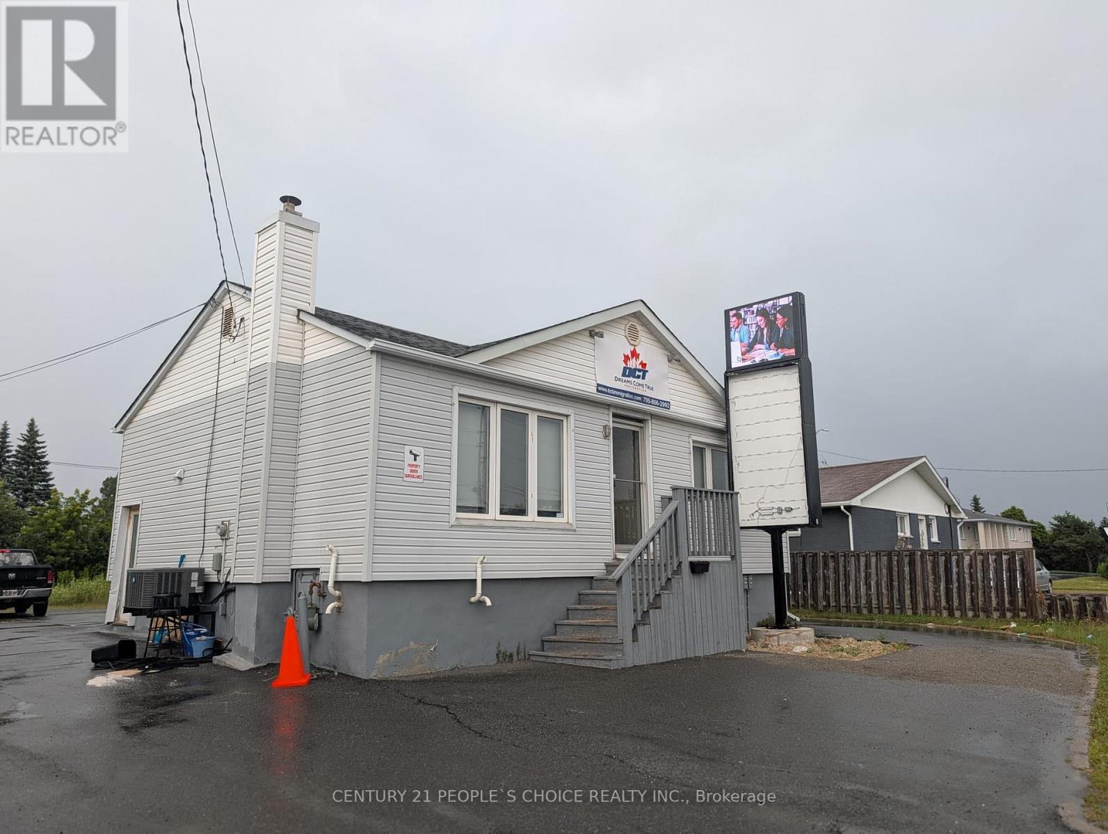 1626 Lasalle Boulevard, Sudbury Remote Area, Ontario  P3A 1Z7 - Photo 1 - X13733710