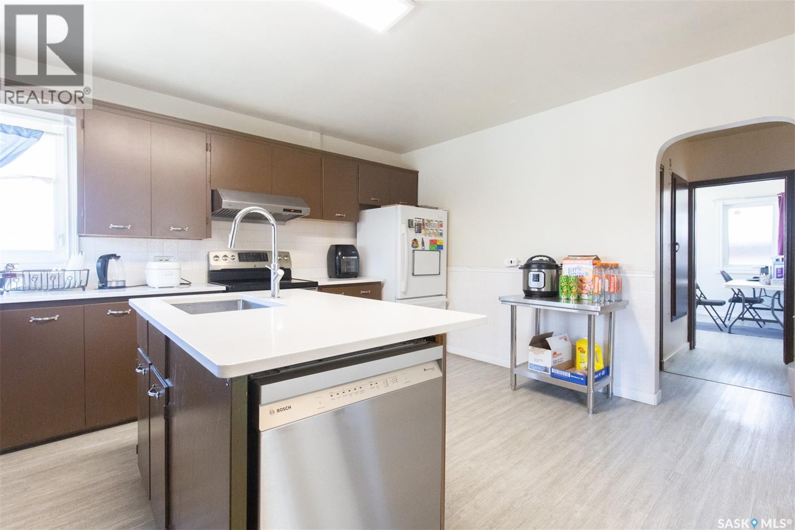 1204 3rd Avenue Nw, Moose Jaw, Saskatchewan  S6H 3V3 - Photo 12 - SK047231