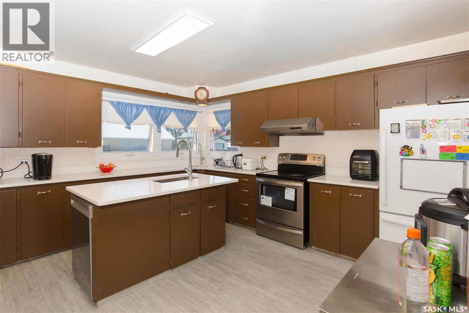 1204 3rd Avenue Nw, Moose Jaw, Saskatchewan  S6H 3V3 - Photo 13 - SK047231