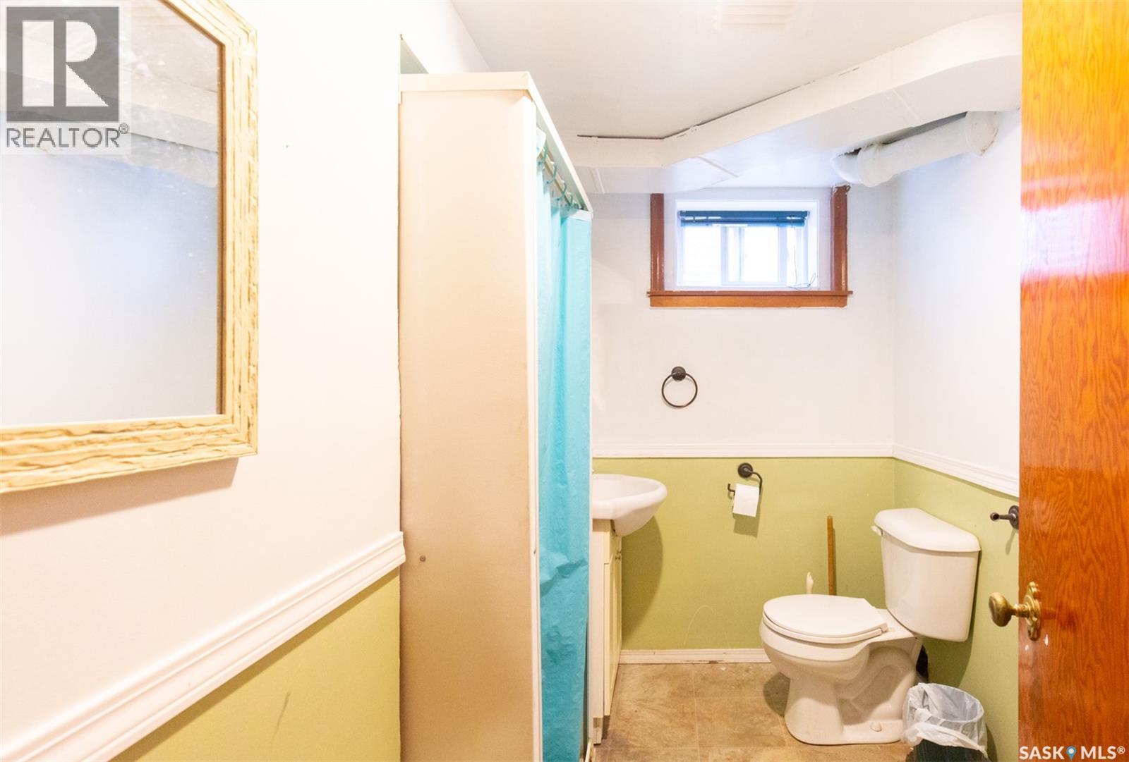 1204 3rd Avenue Nw, Moose Jaw, Saskatchewan  S6H 3V3 - Photo 29 - SK047231