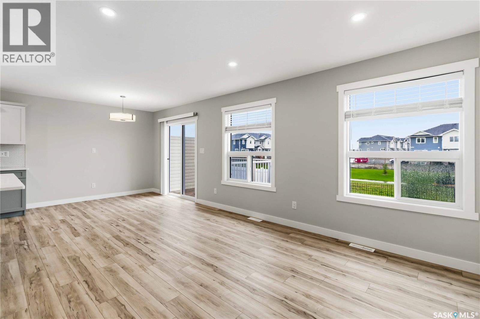 422 Myles Heidt Manor, Saskatoon, Saskatchewan  S7W 1J1 - Photo 7 - SK047063