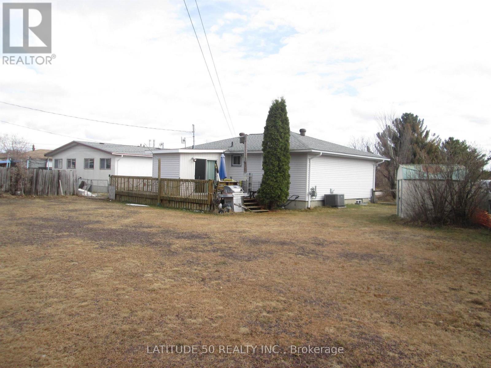 119 Willow Place, Ignace, Ontario  P0T 1T0 - Photo 7 - X13245312