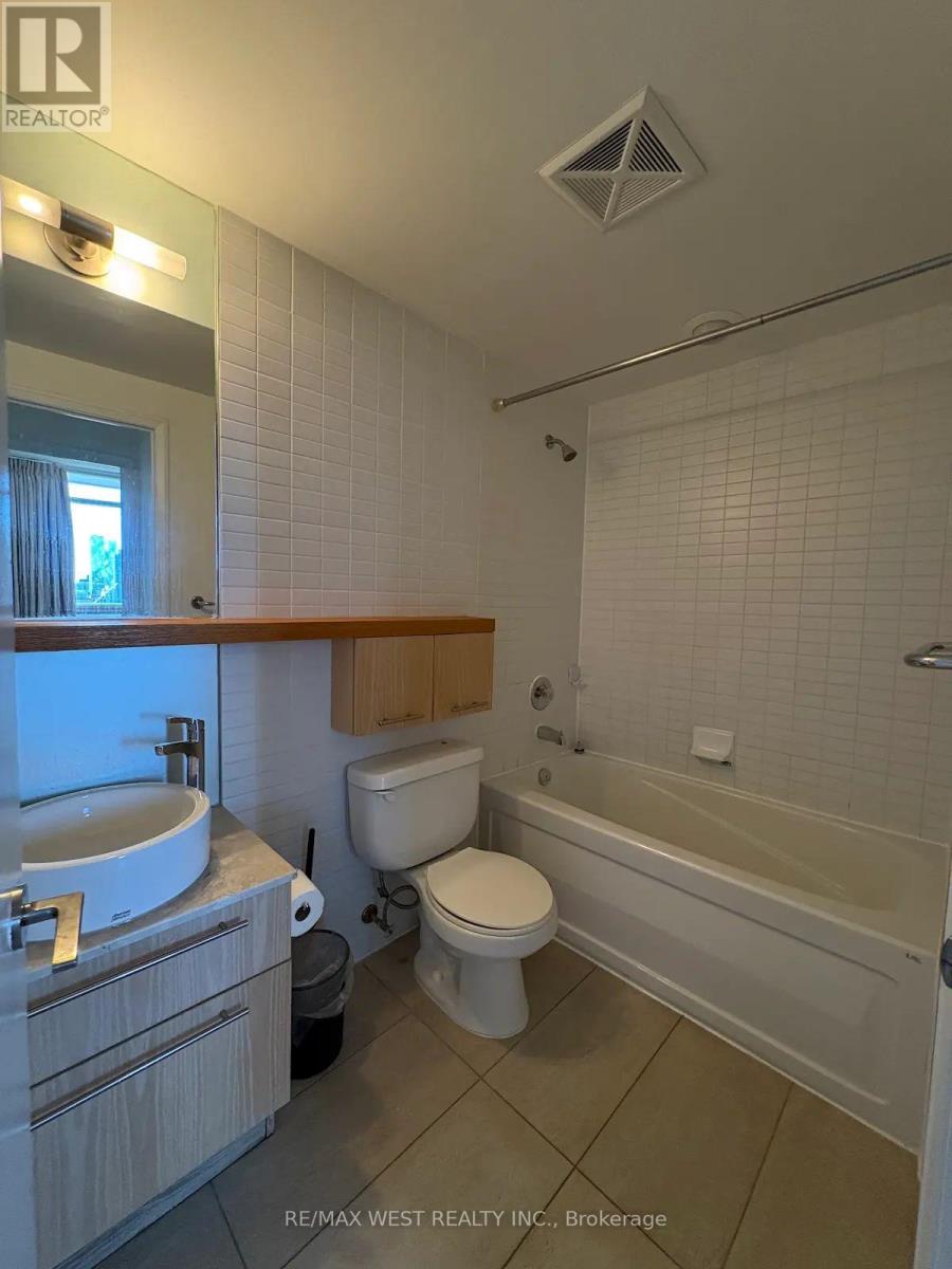 2209 - 21 Carlton Street, Toronto, Ontario  M5B 1L3 - Photo 12 - C13729614