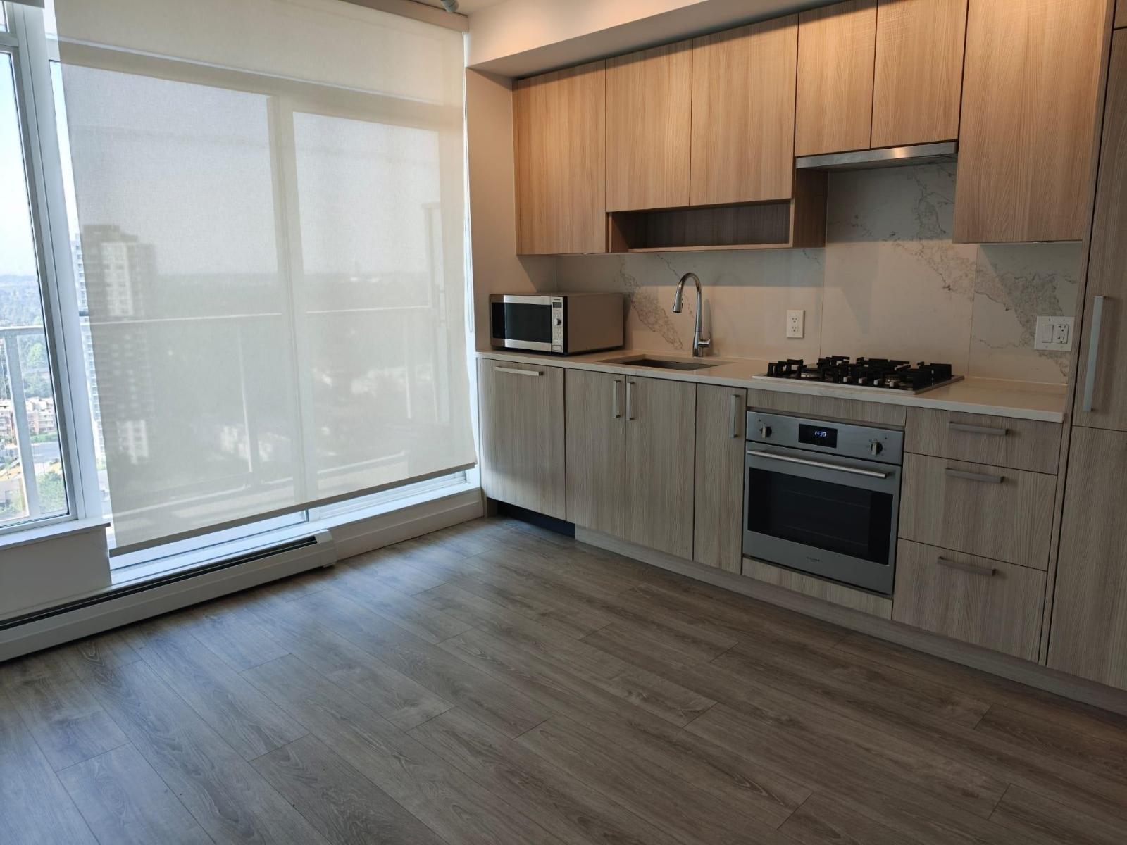 2xx9 13350 Central Avenue, Surrey, British Columbia  V3T 0S1 - Photo 3 - R3146613