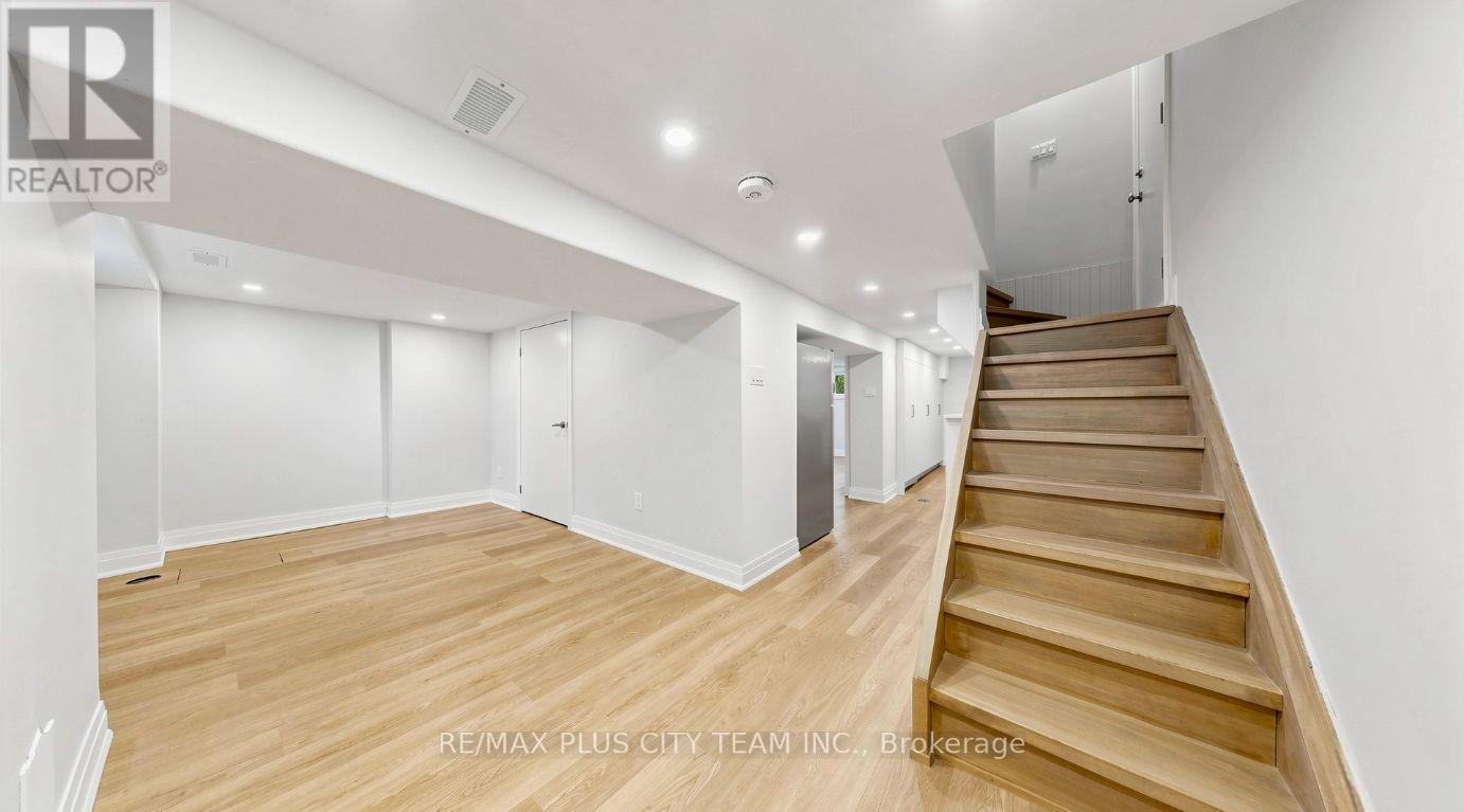 Bsmt - 9 Lesmount Avenue, Toronto, Ontario  M4J 3V5 - Photo 3 - E13733282