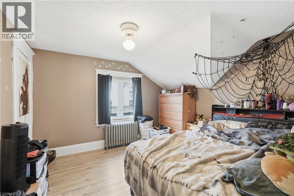 89 Main Street E, Grimsby, Ontario  L3M 1N6 - Photo 18 - 40845924