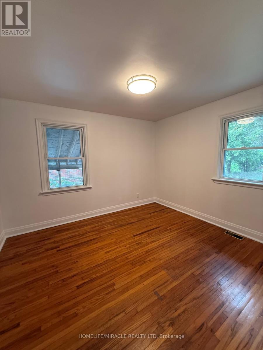 88 Crestview Avenue, Belleville, Ontario  K8N 1W9 - Photo 11 - X13484762