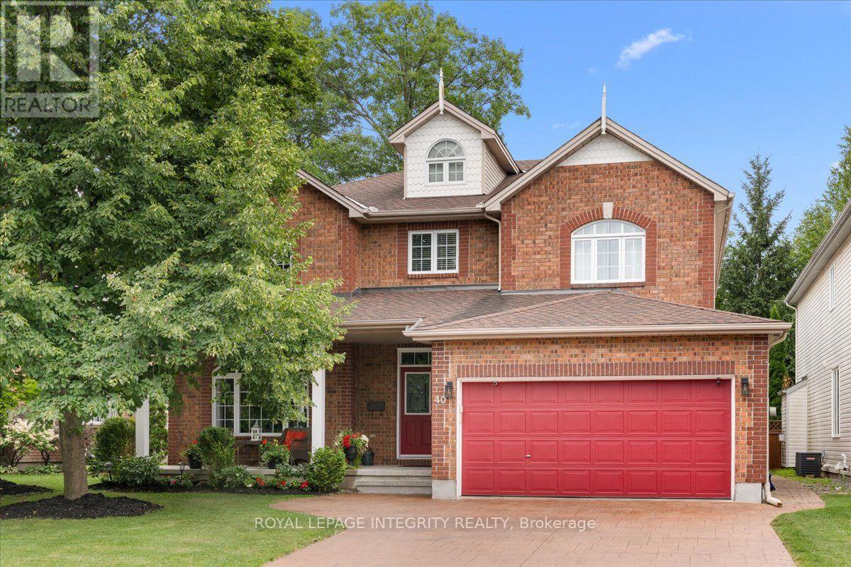 40 BON ECHO CRESCENT, Ottawa, Ontario