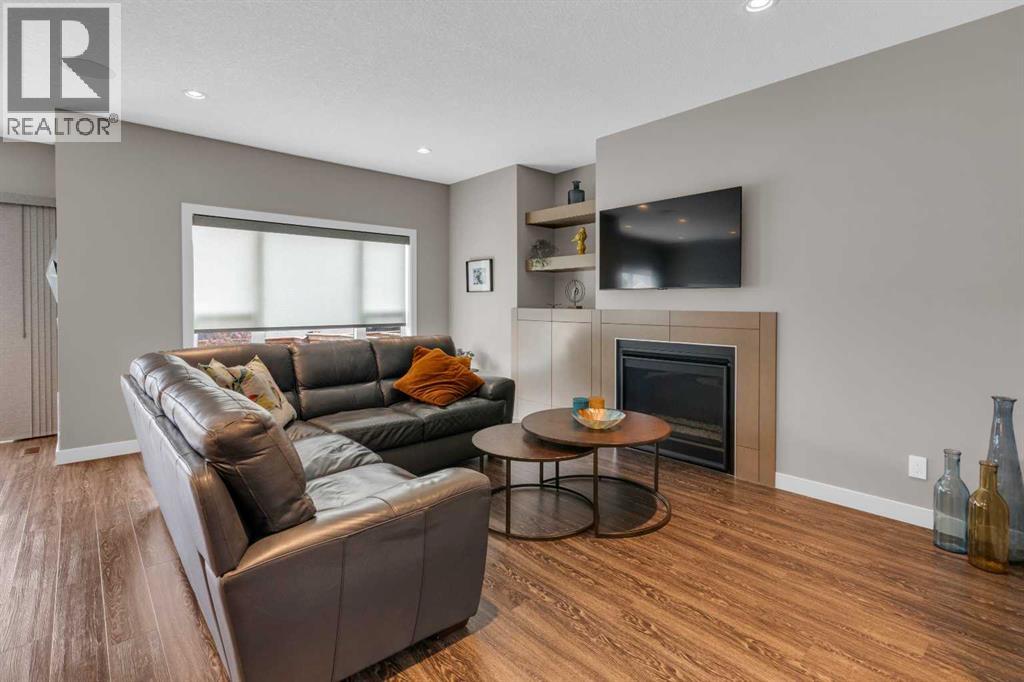 145 Wildrose Drive, Strathmore, Alberta  T1P 0G5 - Photo 4 - A2315106