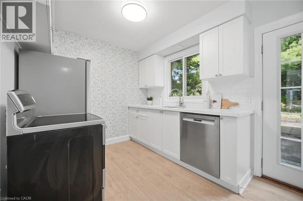 188 Edward Street, Cambridge, Ontario  N3C 1K5 - Photo 12 - 40859912