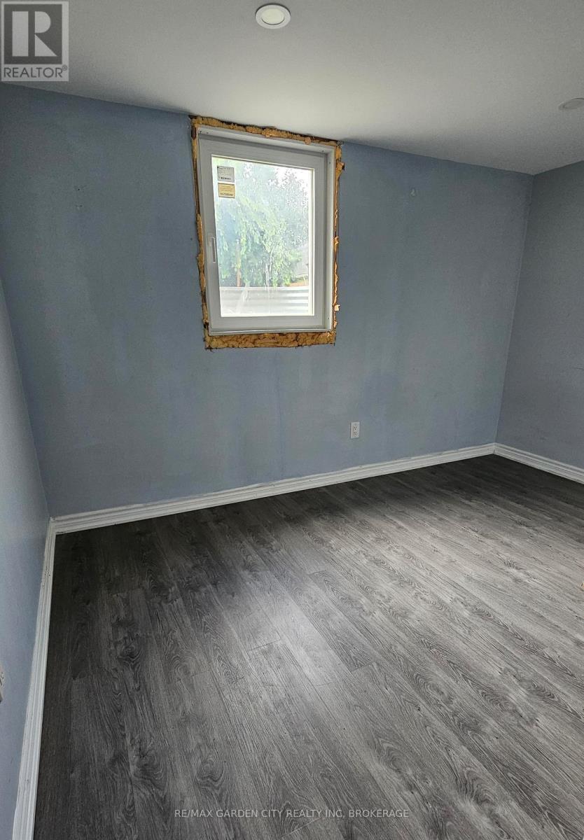 48 Manning Avenue, Hamilton, Ontario  L9A 3E7 - Photo 14 - X13733950