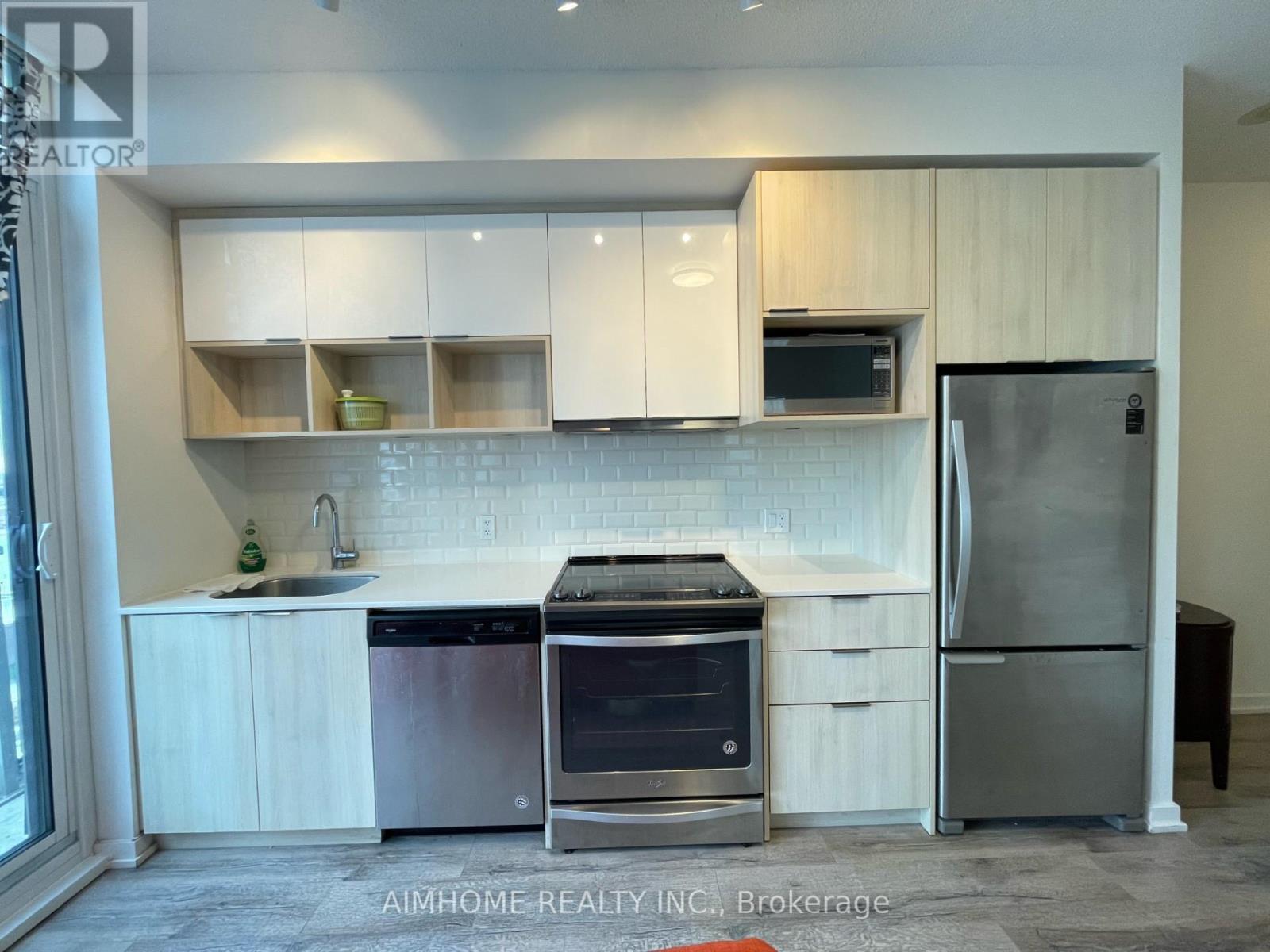 1305 - 52 Forest Manor Road, Toronto, Ontario  M2J 0E2 - Photo 4 - C13733890