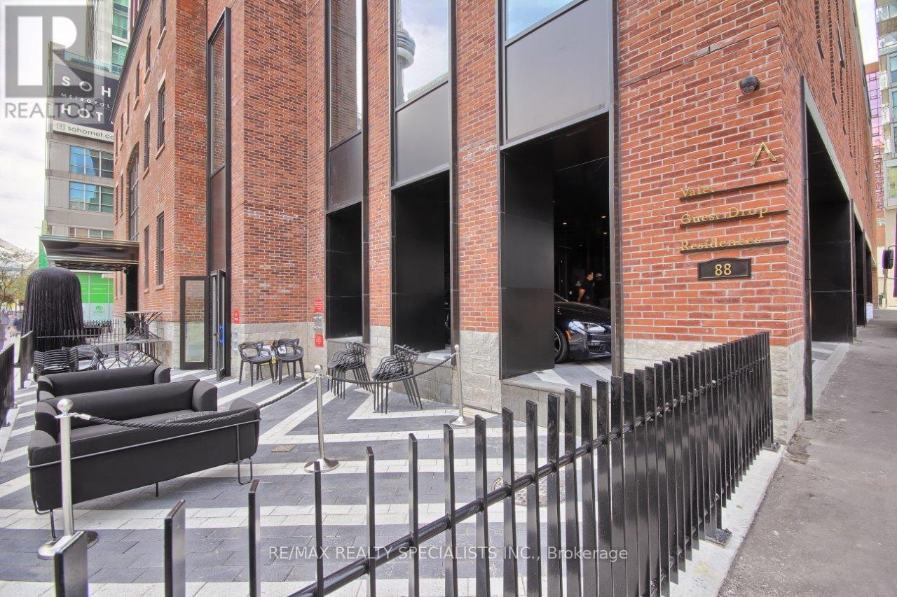 1101 - 88 Blue Jays Way, Toronto, Ontario  M5V 2G3 - Photo 3 - C13733924